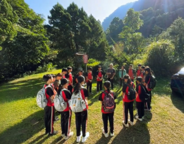 中正國中 與山林古道相遇的勇敢傳說圖片(另開新視窗)